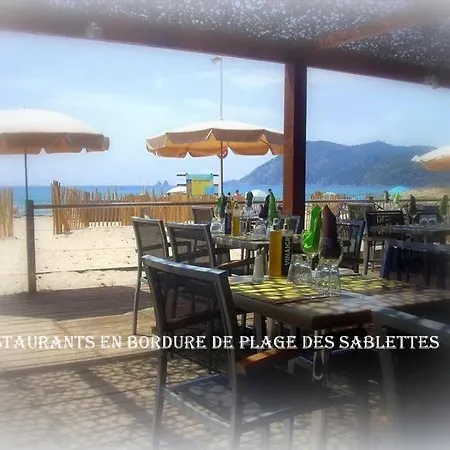 Les Pieds Dans L'eau - Le Bali Апартаменты *